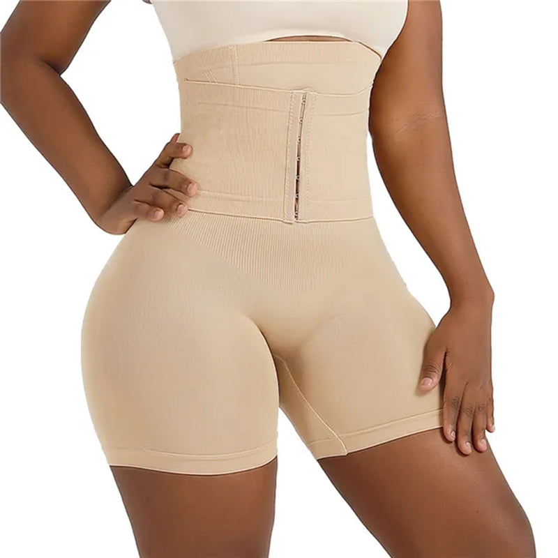 Modeladora com enchimento no quadril e bumbum - Filling Up